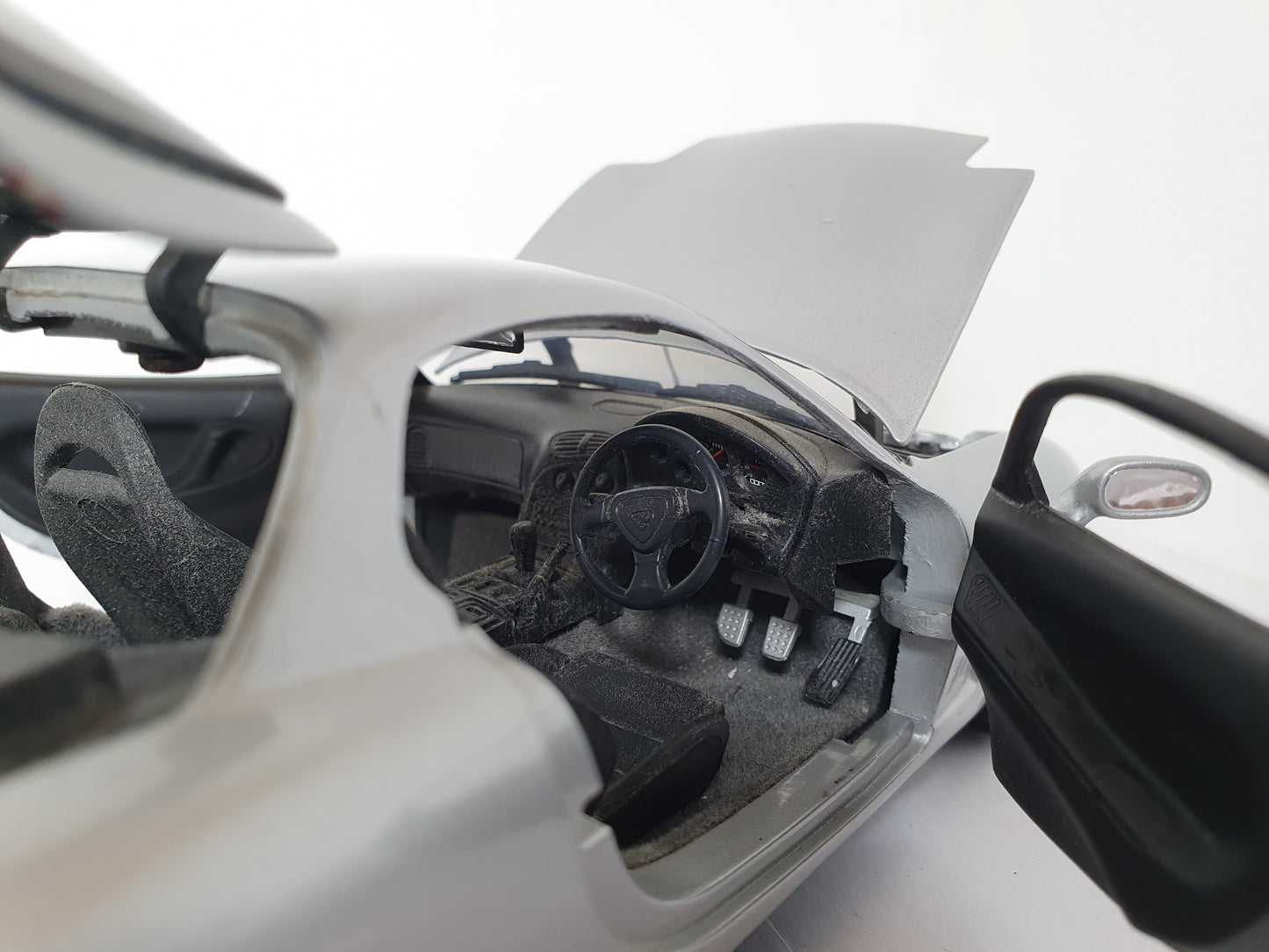 1:18 Mazda RX-7 FD 1993 ~ Kyosho ~ Silver