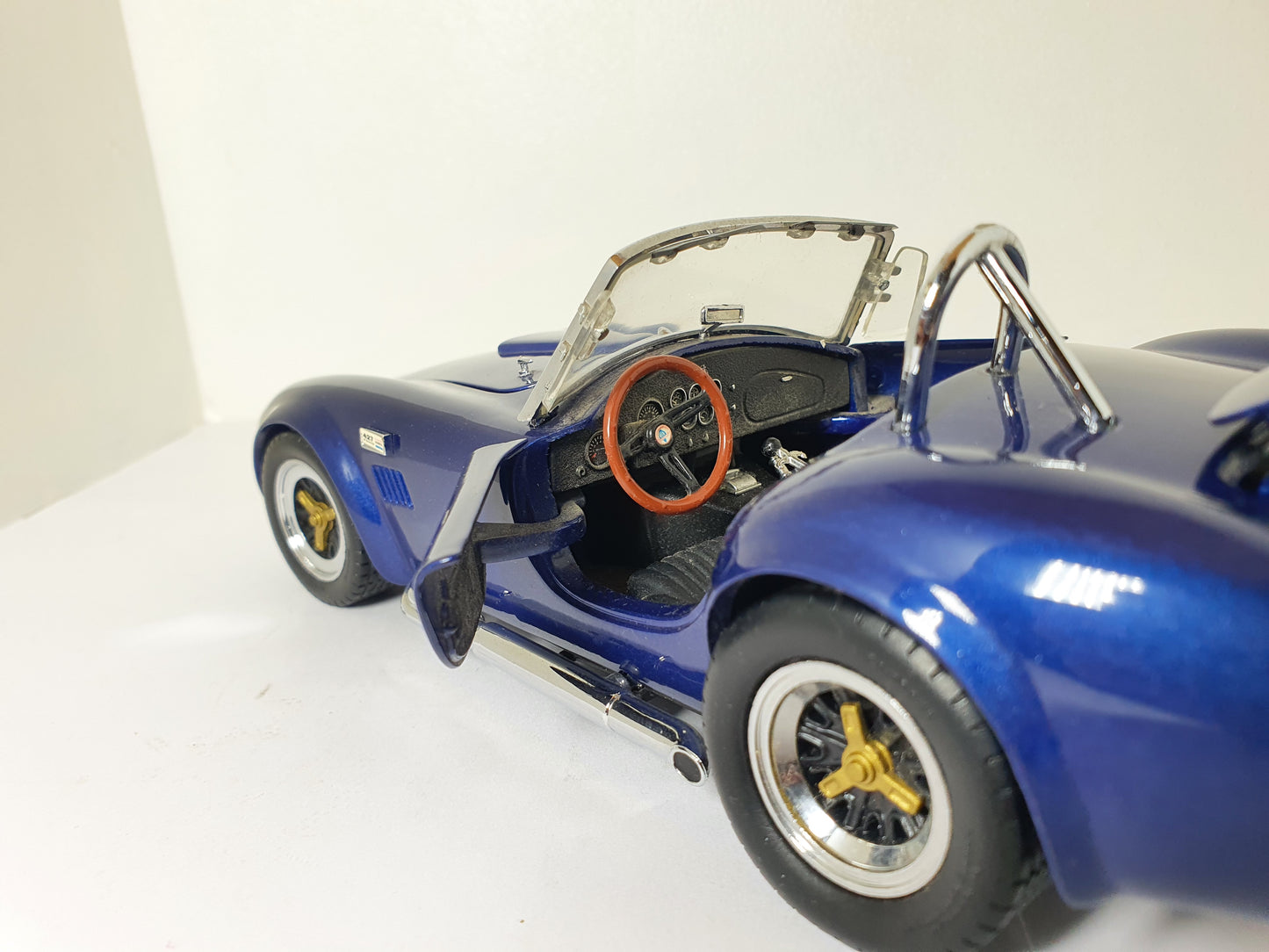 1:18 Shelby Cobra 427 S/C ~ Kyosho ~ Deep Blue