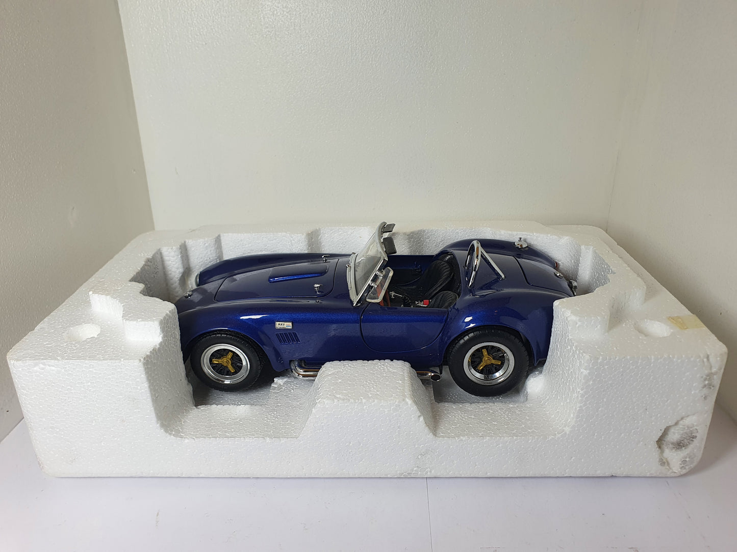 1:18 Shelby Cobra 427 S/C ~ Kyosho ~ Deep Blue