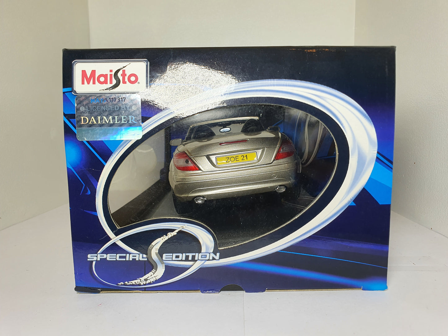 1:18 Mercedes-Benz SLK ~ Maisto ~ Silver