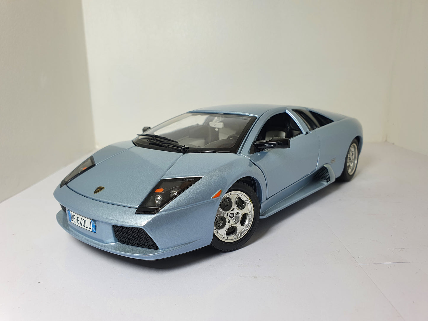 1:18 Lamborghini Murcielago 3316 ~ Bburago ~ Silver Blue