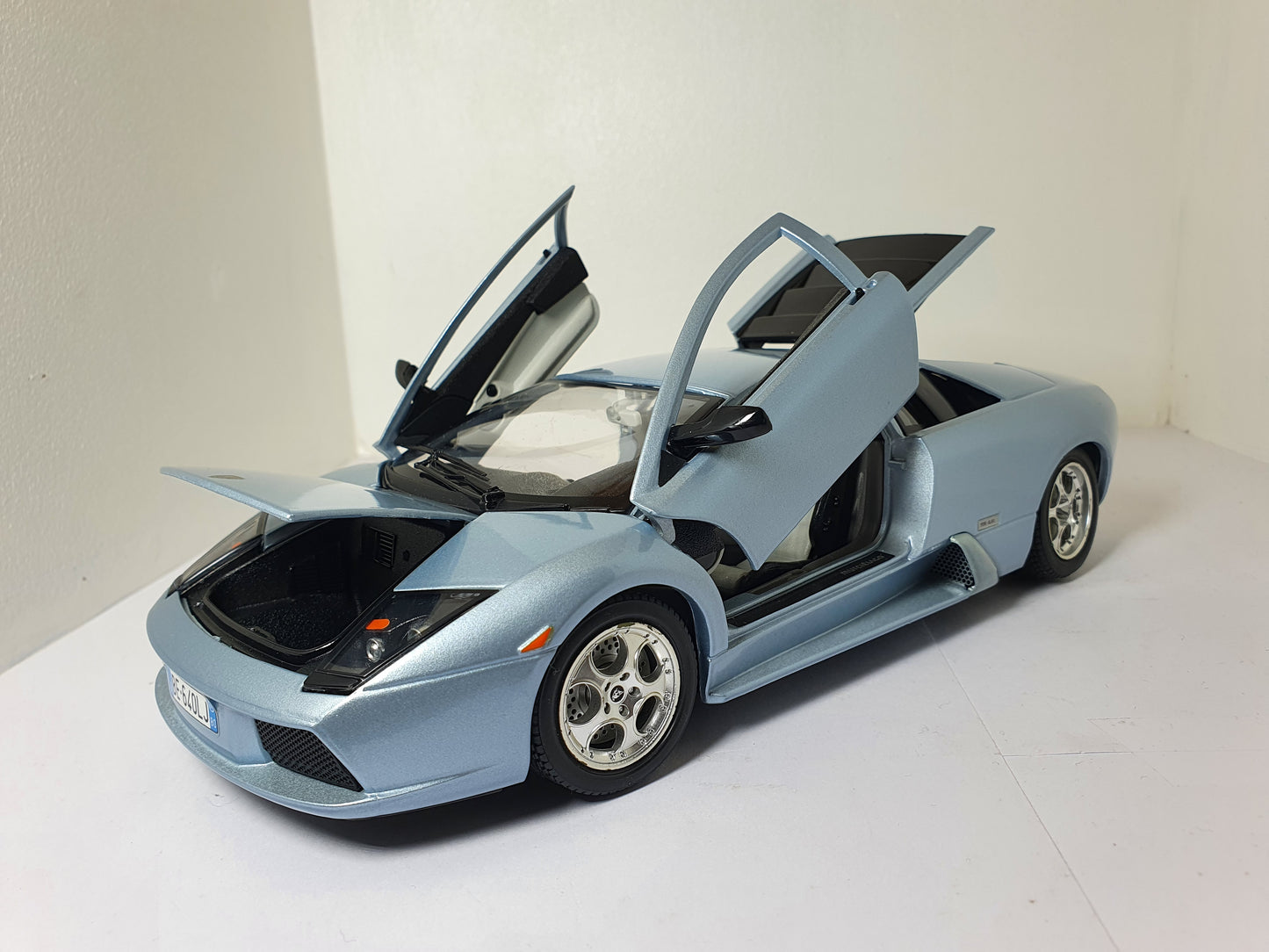 1:18 Lamborghini Murcielago 3316 ~ Bburago ~ Silver Blue