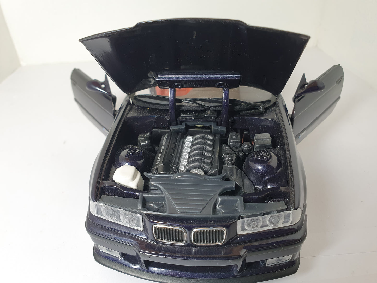 1:18 BMW M3 Cabriolet ~ UT Models ~ Purple