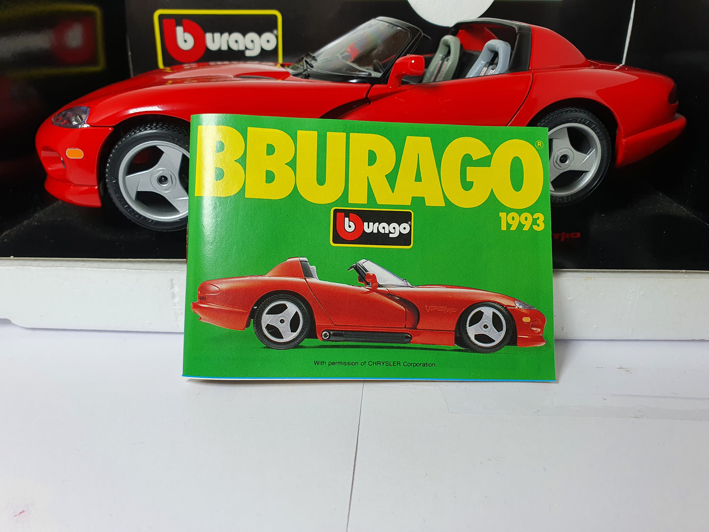 1:18 1992 Dodge Viper RT/10 ~ Red ~ Bburago