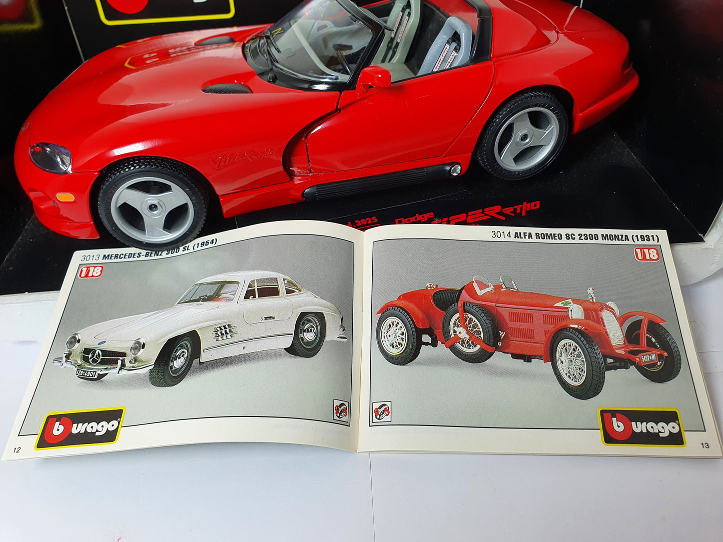 1:18 1992 Dodge Viper RT/10 ~ Red ~ Bburago