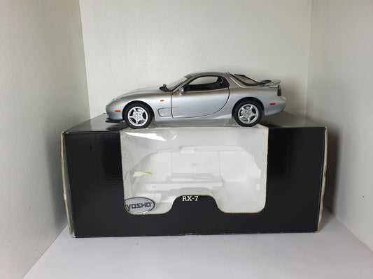 1:18 Mazda RX-7 FD 1993 ~ Kyosho ~ Silver