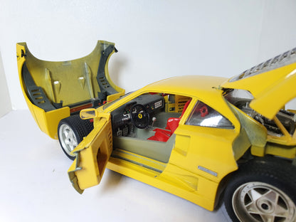 1:18 Ferrari F40 ~ Bburago ~ Yellow