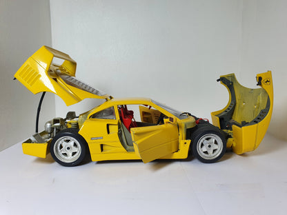 1:18 Ferrari F40 ~ Bburago ~ Yellow