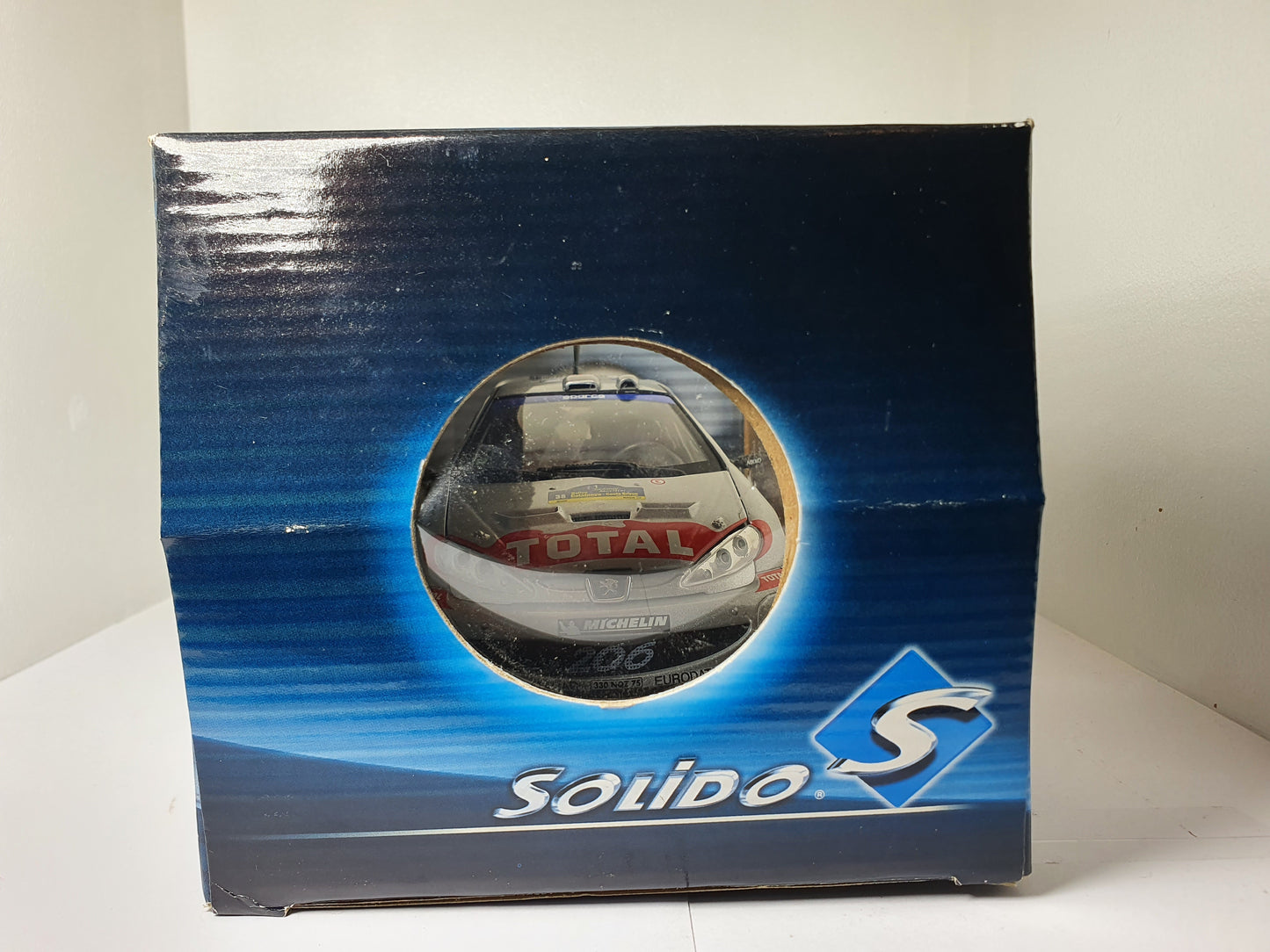 1:18 Peugeot 206 WRC #1 Richard Burns ~ Solido ~ Silver