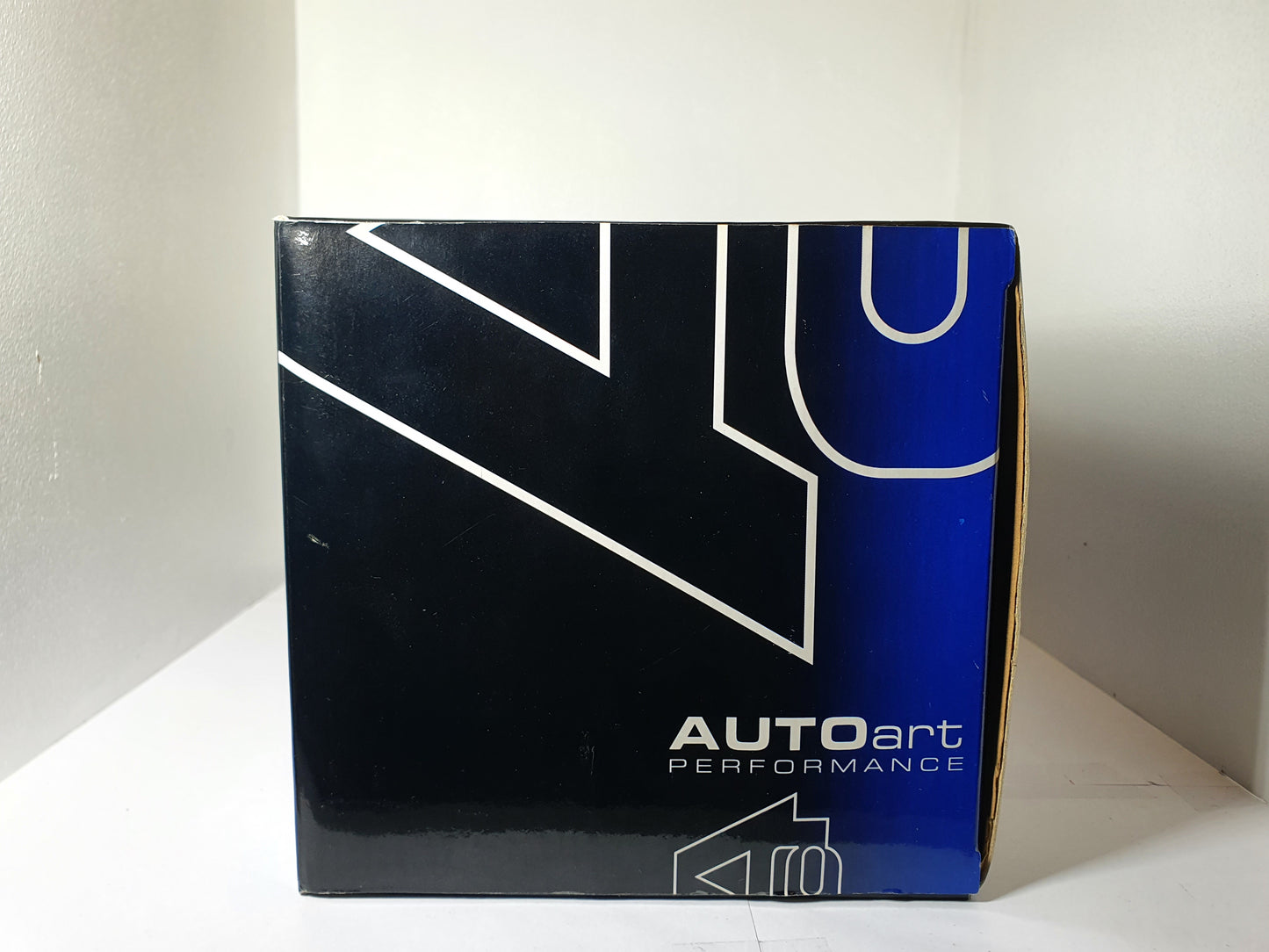 1:18 Panoz Esperante GTR-1 ~ Autoart ~ Gold