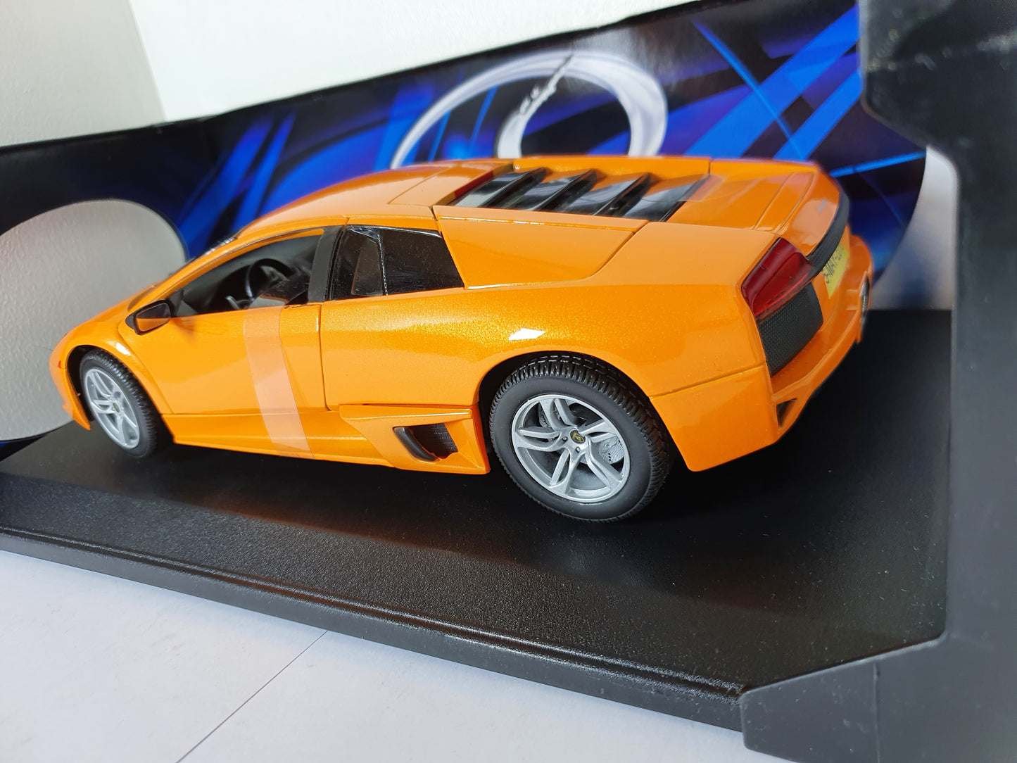 1:18 Lamborghini Murcielago LP-640 ~ Maisto ~ Arancio Argos (Orange)