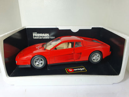 1:18 Ferrari Testarossa ~ Bburago ~ Red