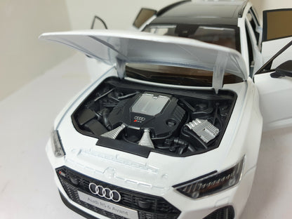 1:18 Audi RS6 Avant C8 ~ White