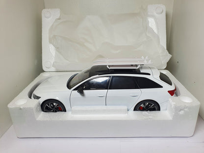 1:18 Audi RS6 Avant C8 ~ White