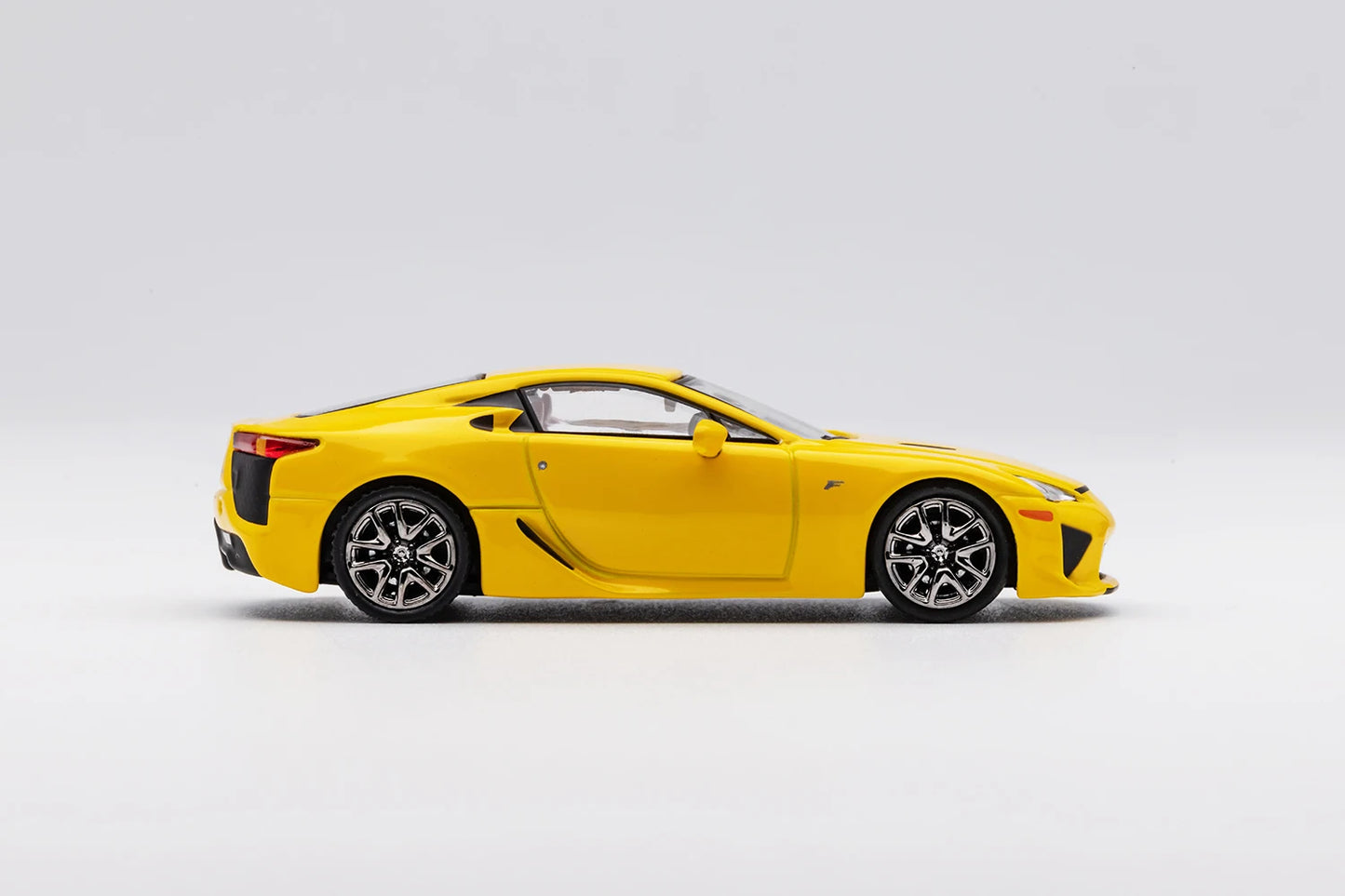 1:64 Lexus LFA ~ Yellow