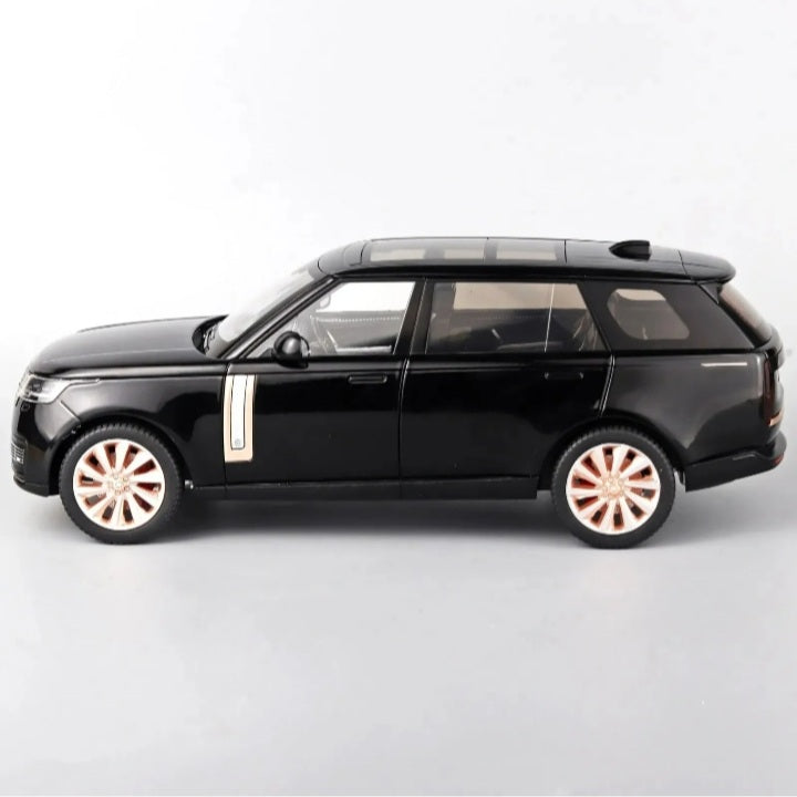 1:18 Range Rover Vogue L460 Style Diecast ~ Black