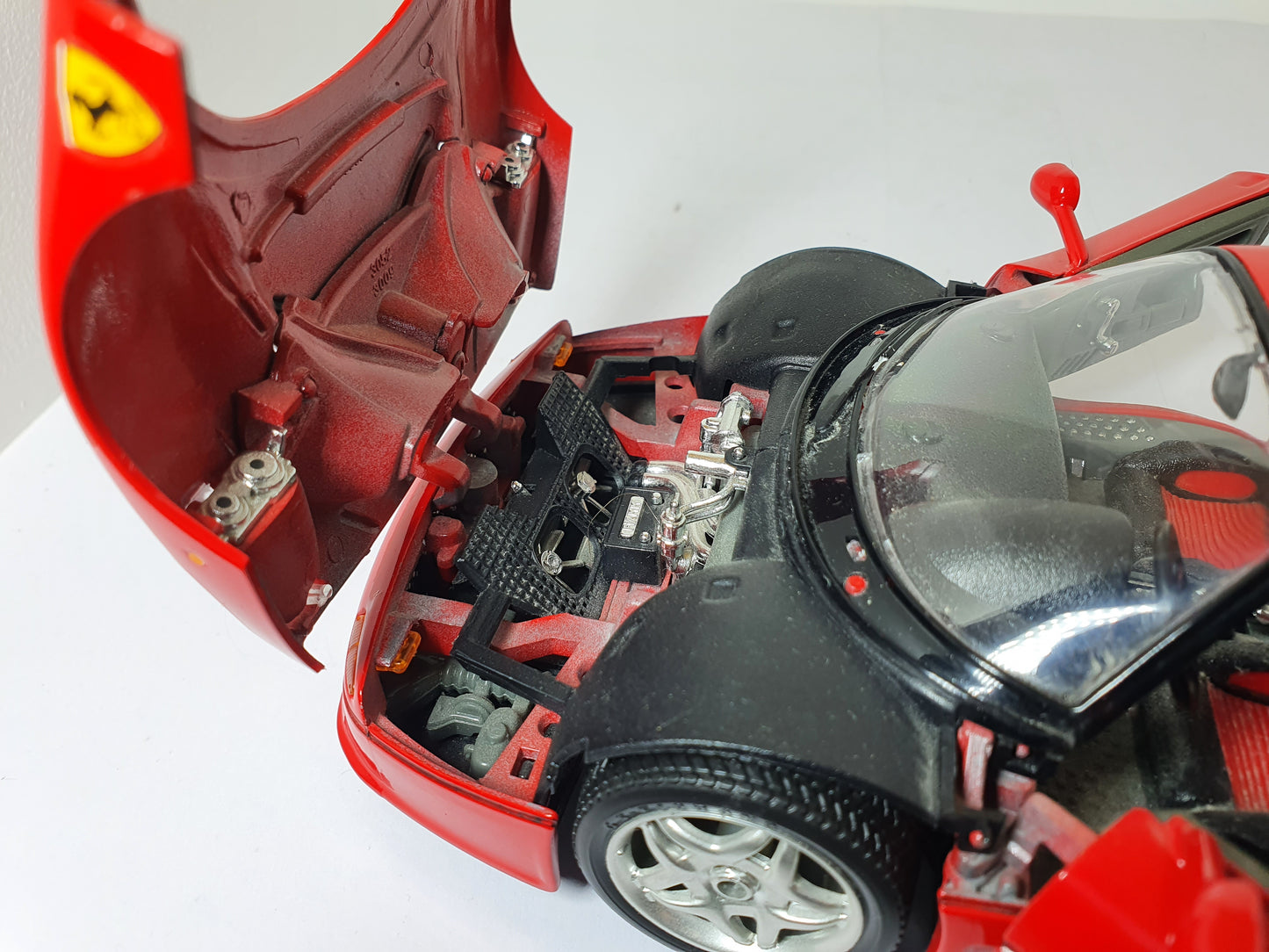 1:18 Ferrari F50 Hardtop ~ Bburago ~ Red