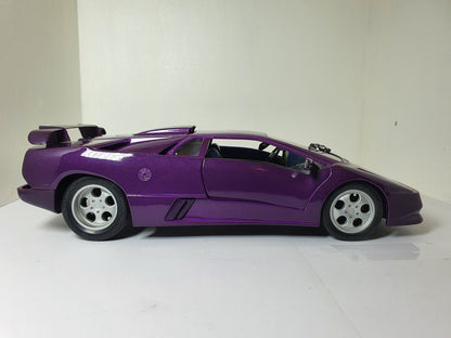 1:18 Lamborghini Diablo SE-30 Jota ~ Maisto ~ Purple