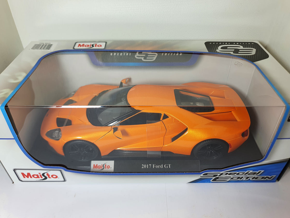 1/18 ford gt 2017 ford gt40 mkiv - bleu et orange | vehicules-garages | jouéclub 1/18 ford gt 2017 ford gt40 mkiv - bleu et orange | vehicules-garages | jouéclub