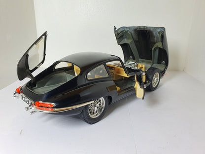 1:18 Jaguar E-Type Series 1 Coupe ~ Bburago ~ Black