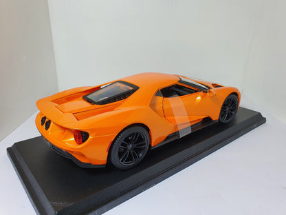 1:18 2017 Ford GT ~ Maisto ~ Metallic Orange