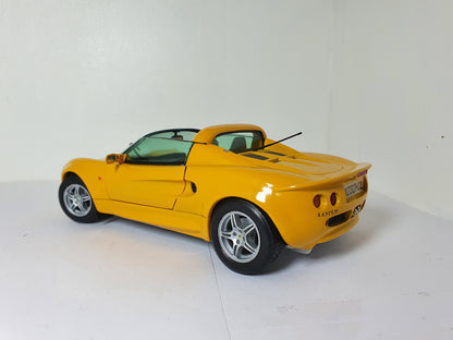 1:18 Lotus Elise Spider ~ Chrono ~ Yellow