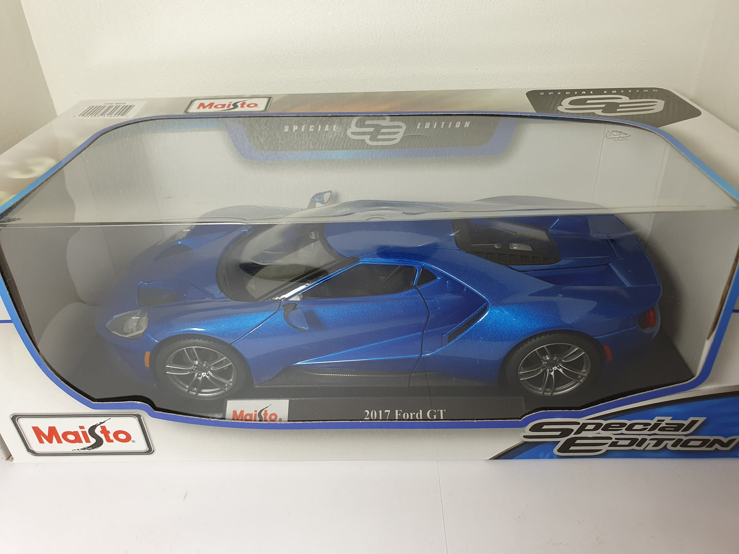 1:18 2017 Ford GT ~ Maisto ~ Metallic Blue