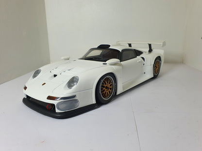 1:18 Porsche 911 GT1 993 Plain Body ~ UT Models ~ White