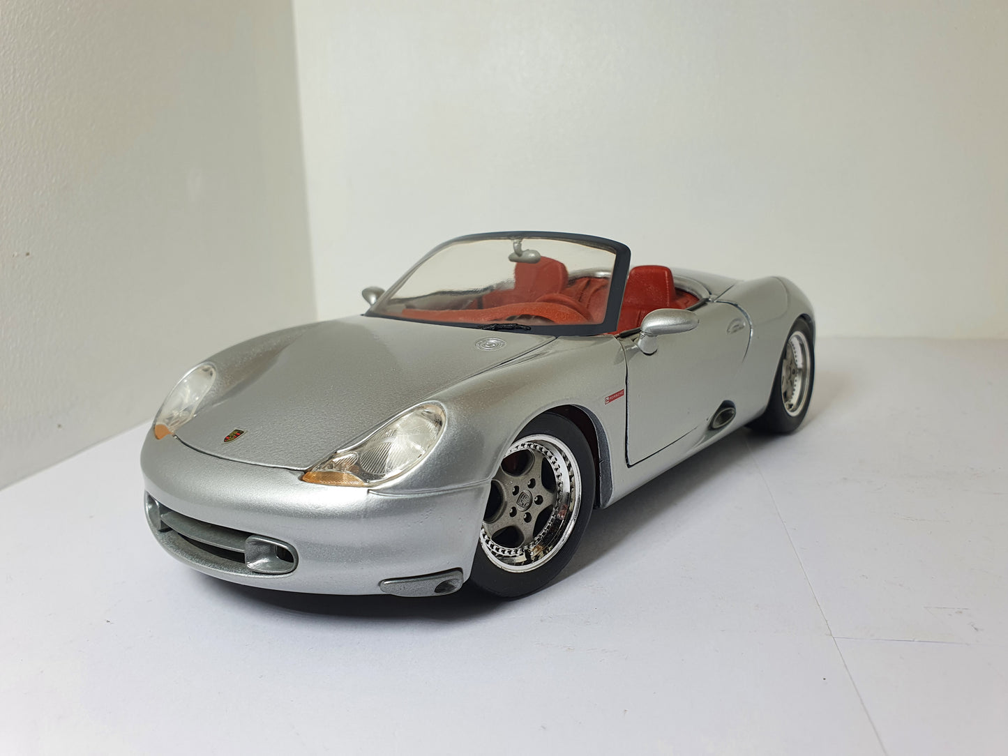 1:18 Porsche Boxster Concept ~ Maisto ~ Silver