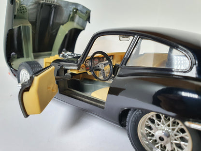 1:18 Jaguar E-Type Series 1 Coupe ~ Bburago ~ Black