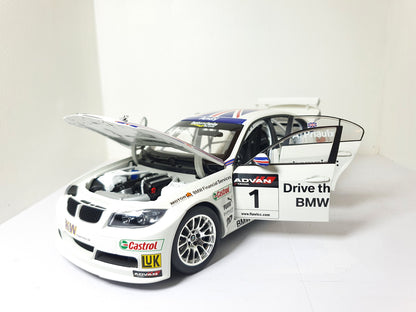 1:18 BMW 320si ~ Kyosho ~ WTCC 2006 Andy Priaulx