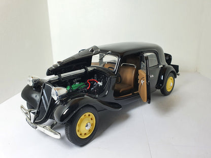 1:18 Citroen Traction 11B ~ Solido ~ Black