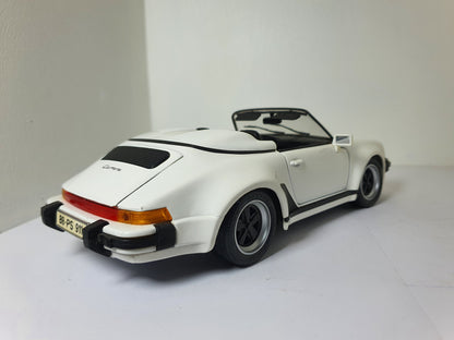 1:18 Porsche 911 Speedster 930 ~ Maisto ~ White