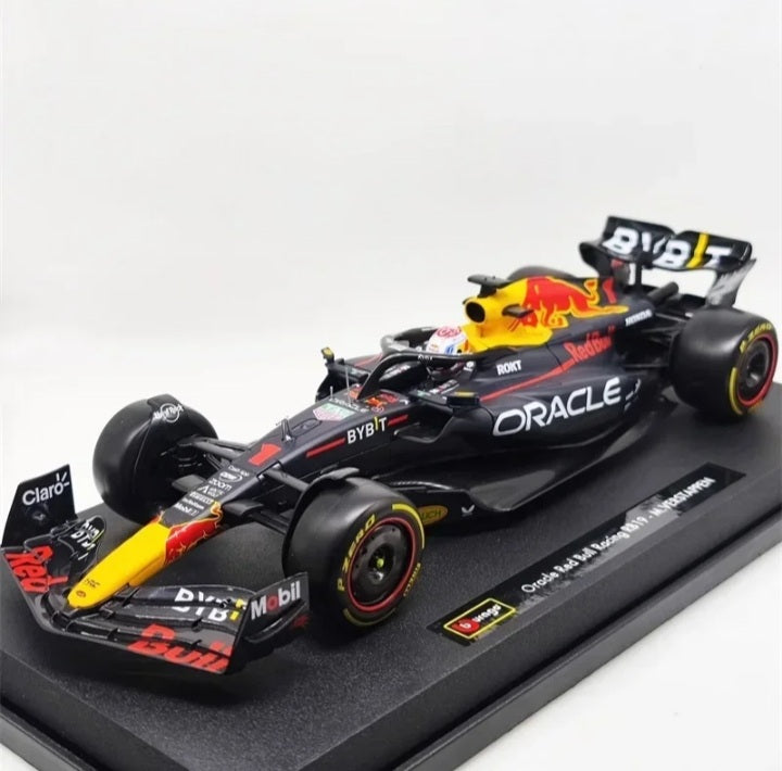 1:18 2023 Red Bull Racing RB19-1 ~ Max Verstappen ~ Bburago