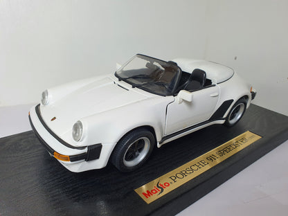 1:18 Porsche 911 Speedster 930 ~ Maisto ~ White