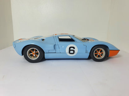 1:18 Ford GT40 MK1 ~ Jouef Evolution ~ Gulf Livery