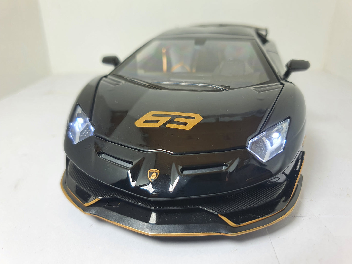 1:18 Lamborghini Aventador SVJ 63 ~ Black