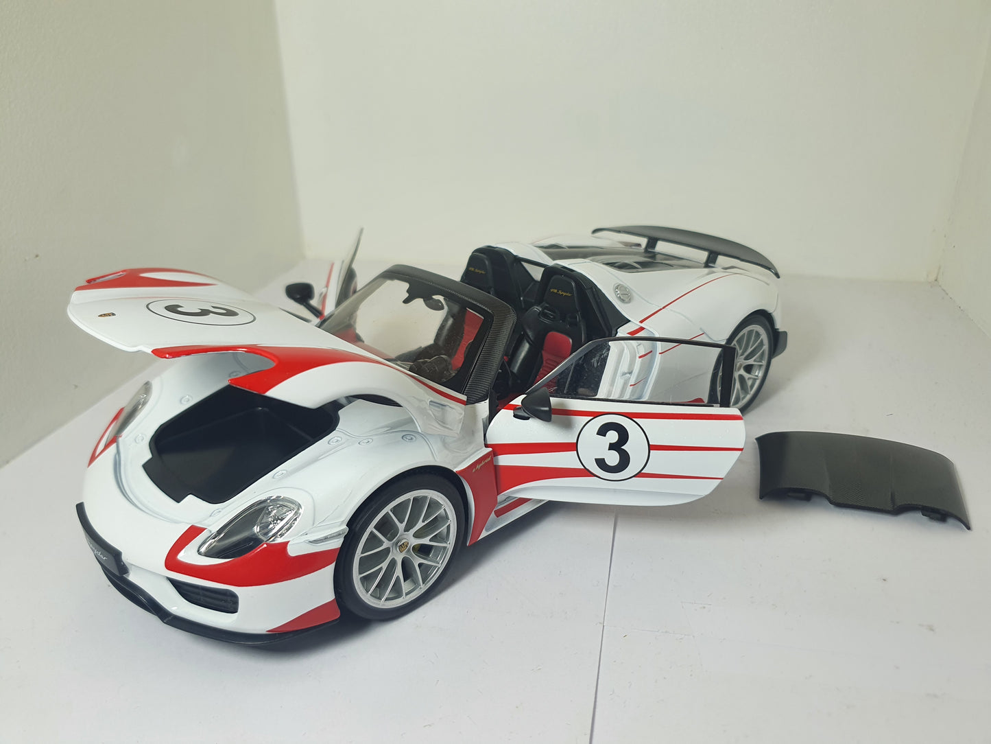 1:18 Porsche 918 Spyder Weissach ~ Salzburg Livery