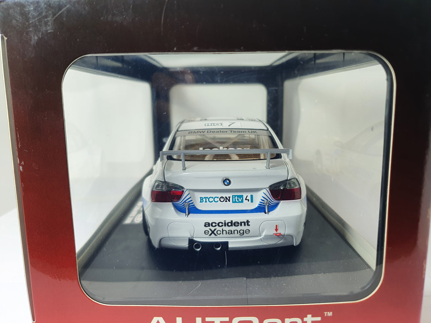 1:18 BMW 320si ~ AUTOart ~ BTCC 2008 #7 Jackson