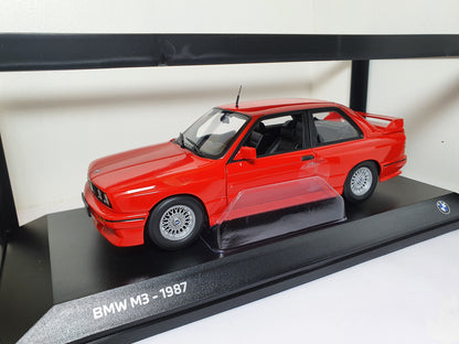 1:18 BMW M3 E30 Dealer Edition ~ Minichamps ~ Red