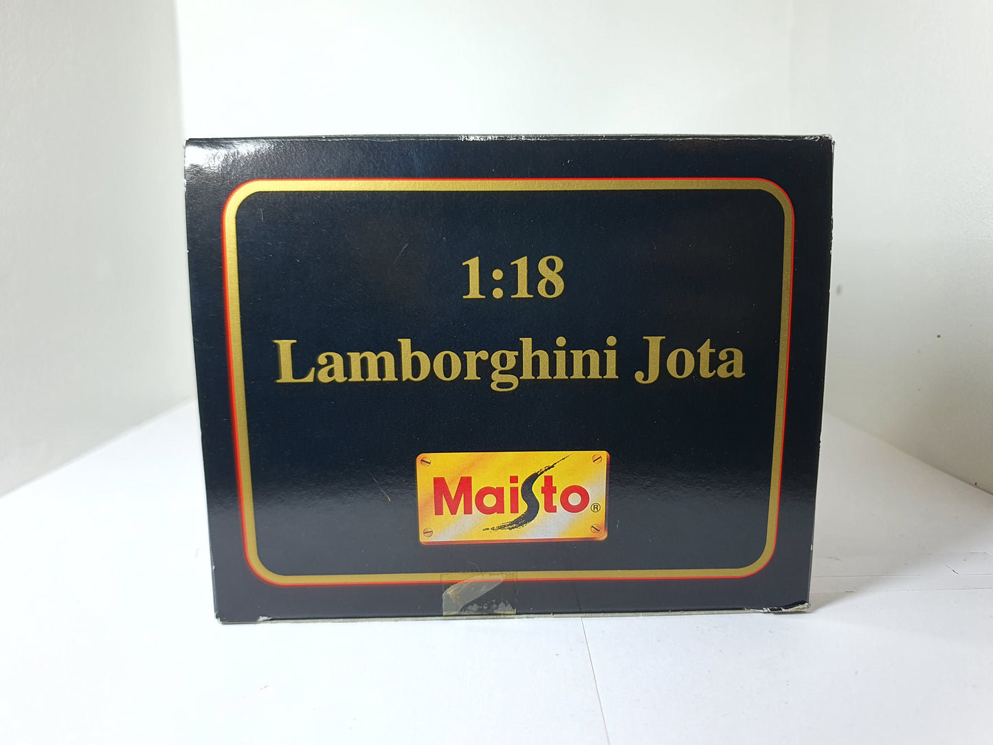 1:18 Lamborghini Diablo SE-30 Jota ~ Maisto ~ Purple