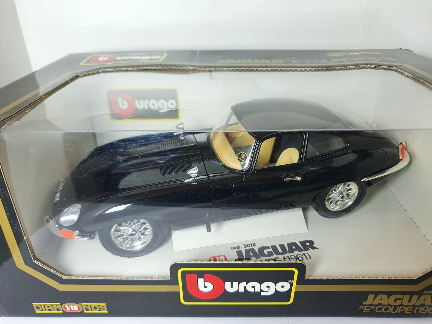 1:18 Jaguar E-Type Series 1 Coupe ~ Bburago ~ Black