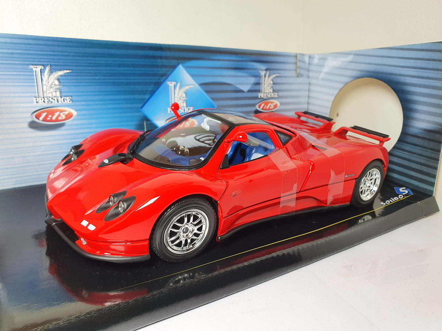 1:18 Pagani Zonda C12 ~ Solido ~ Red