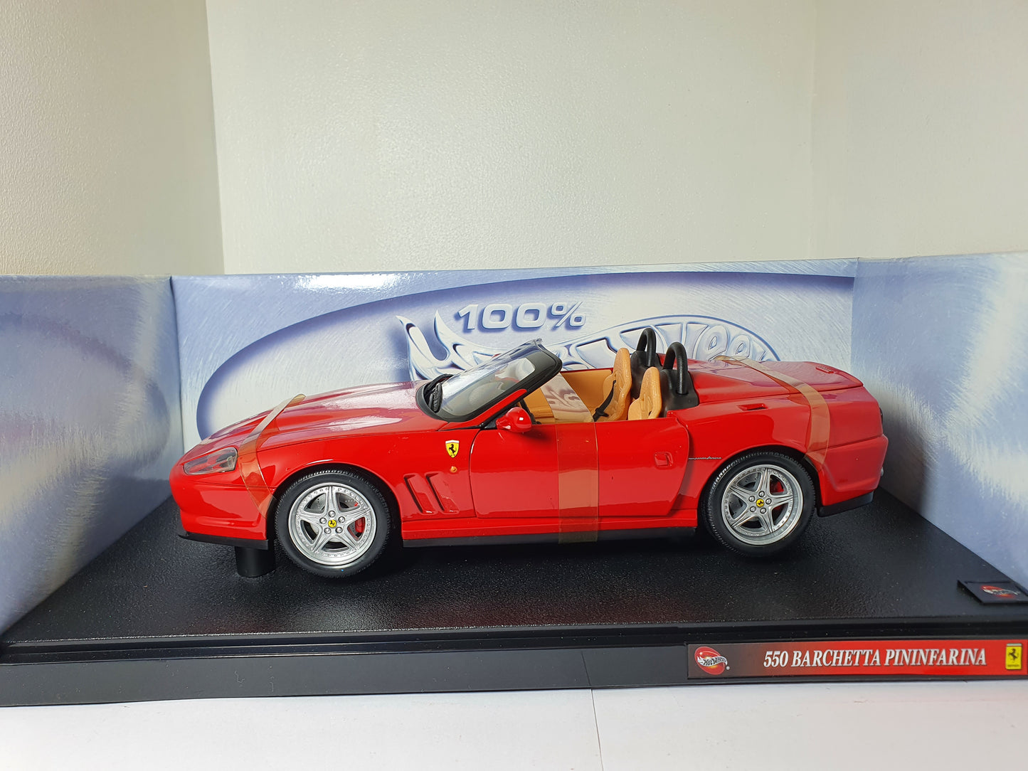 1:18 Ferrari 550 Barchetta Pininfarina ~ Hot Wheels ~ Red