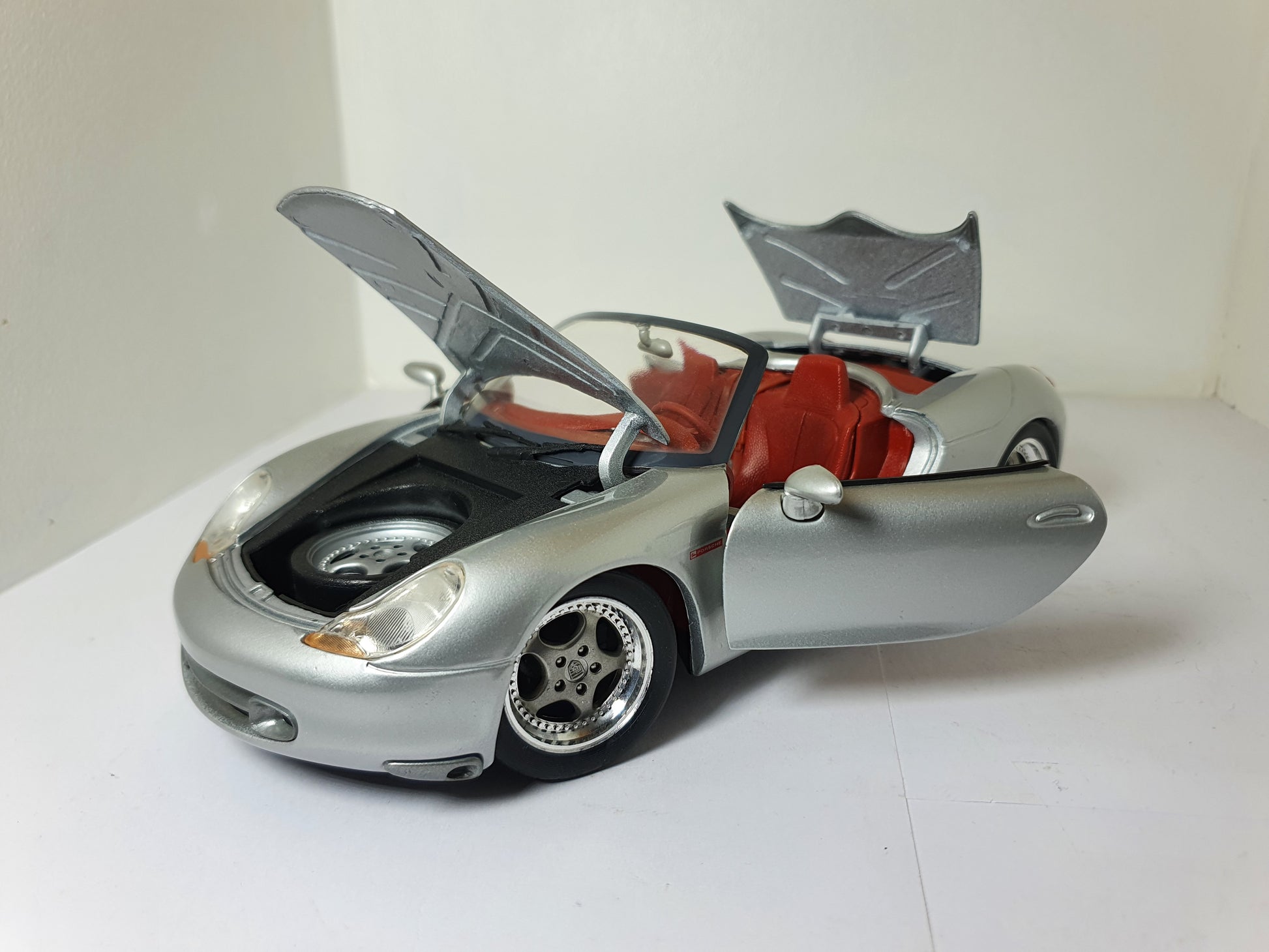 Porsche Boxster Maisto Modellauto 1:18 (Gebraucht) in Siebnen für CHF Porsche Boxster Maisto Modellauto 1:18 (Gebraucht) in Siebnen für CHF