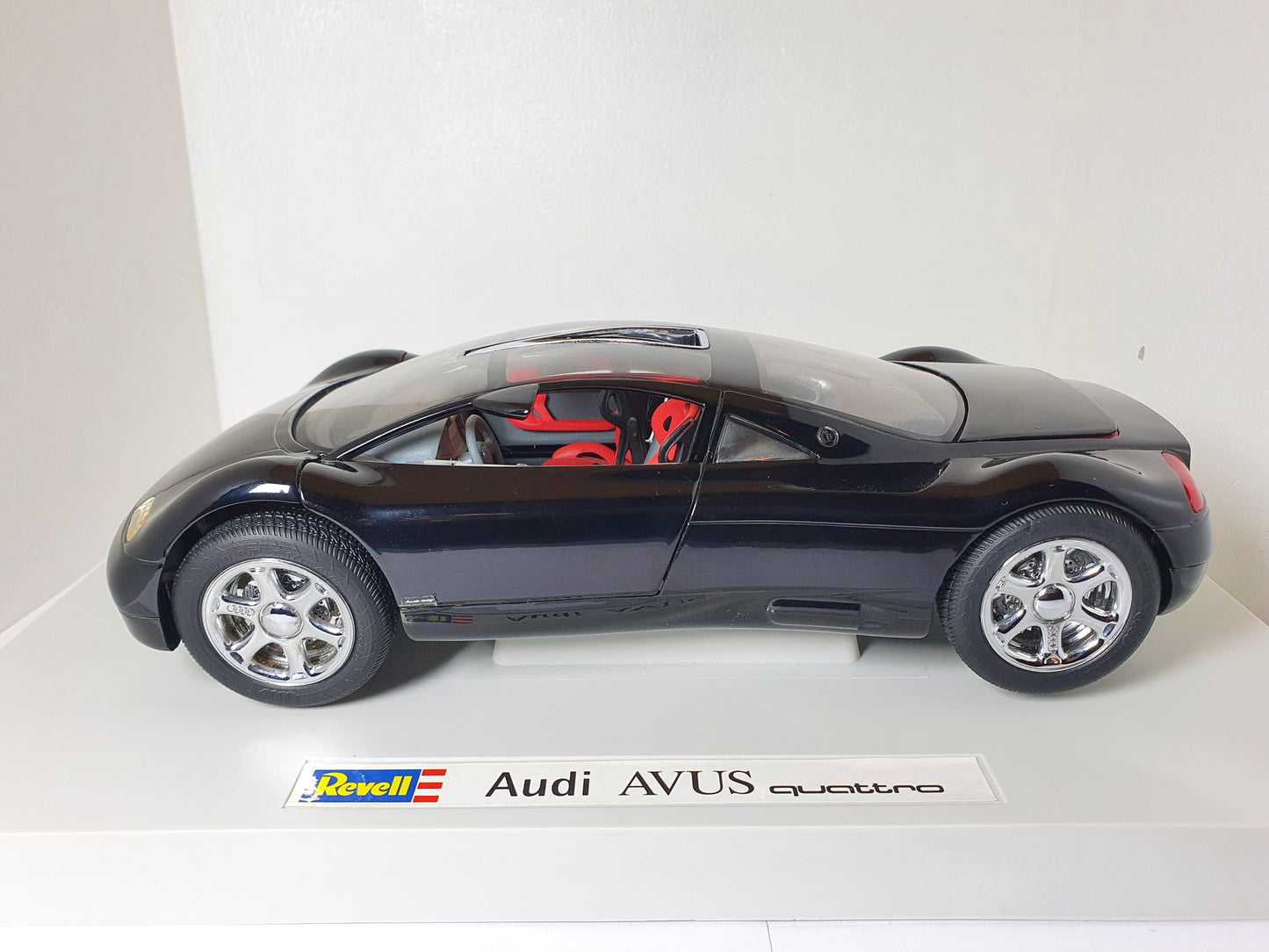 1:18 Audi Avus Quattro ~ Revell ~ Black