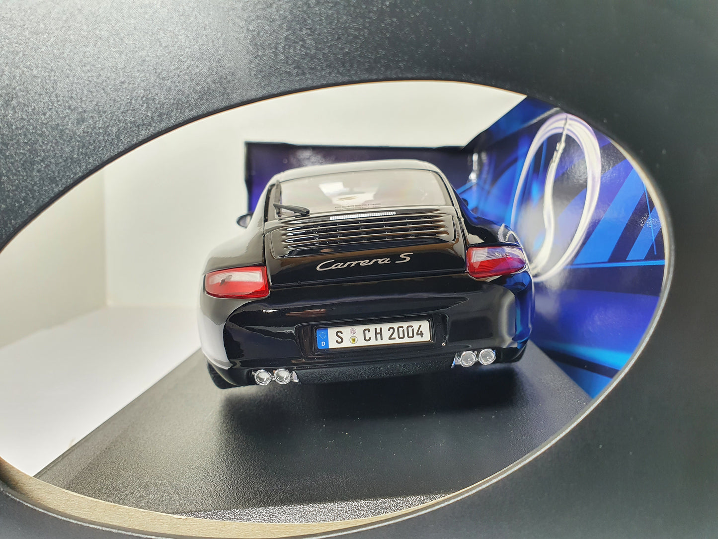 1:18 Porsche 911 Carrera S 997 ~ Maisto ~ Black